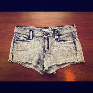 BCBG Generation Bleached Denim Shorts Size 25